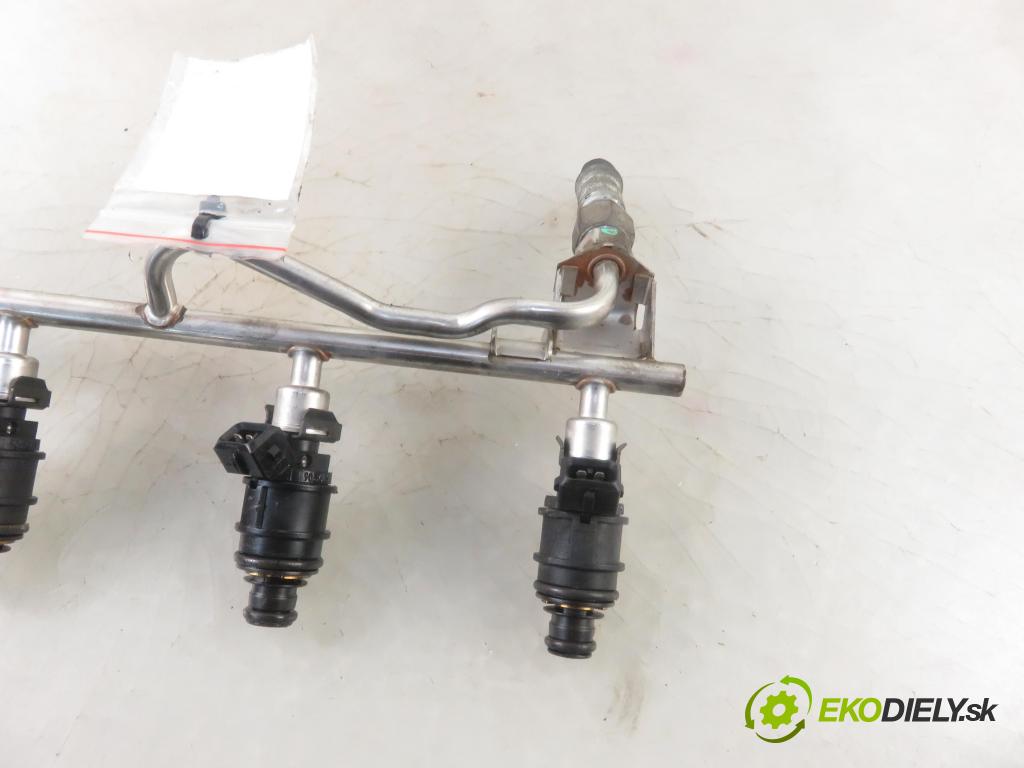 OPEL ASTRA G liftback (T98) HB 2001 92,00 1.8 16V - Z 18 XE 1796,00 Lišta vstrekovacia 5WK93151 ; 90536149 (Vstrekovacie lišty)