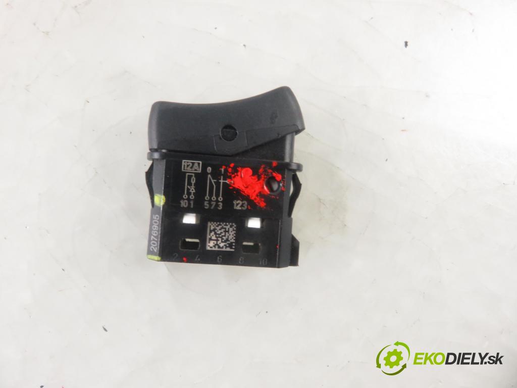 SCANIA R I CIĄGNIK SIODŁOWY 2016 331,00 R450 R6 - DC 13.147 euro6 12742,00 vypínač / prepínač 2076905