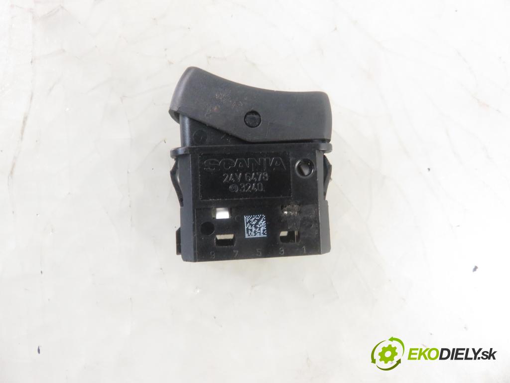 SCANIA R I CIĄGNIK SIODŁOWY 2016 331,00 R450 R6 - DC 13.147 euro6 12742,00 vypínač / prepínač 2076905