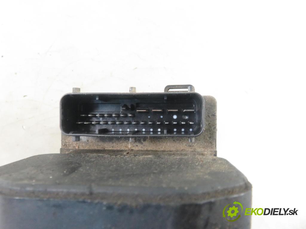 AUDI A4 (8D2, B5) SEDAN 1999 81,00 1.9 TDI 110 - AFN 1896,00 Pumpa ABS 0273004281 (Pumpy ABS)