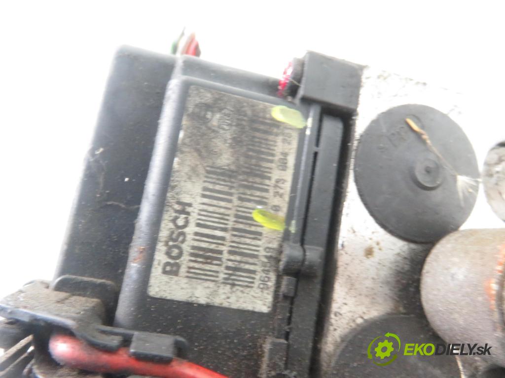 AUDI A4 (8D2, B5) SEDAN 1999 81,00 1.9 TDI 110 - AFN 1896,00 Pumpa ABS 0273004281 (Pumpy ABS)