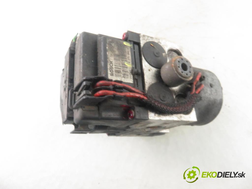 AUDI A4 (8D2, B5) SEDAN 1999 81,00 1.9 TDI 110 - AFN 1896,00 Pumpa ABS 0273004281 (Pumpy ABS)