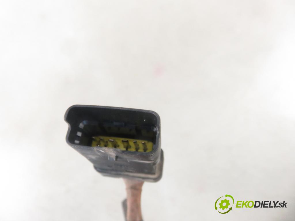 SEAT IBIZA III (6L1) HB 2005 55,00 1.4 16V - BKY 1390,00 Lišta vstrekovacia LPG 2396817