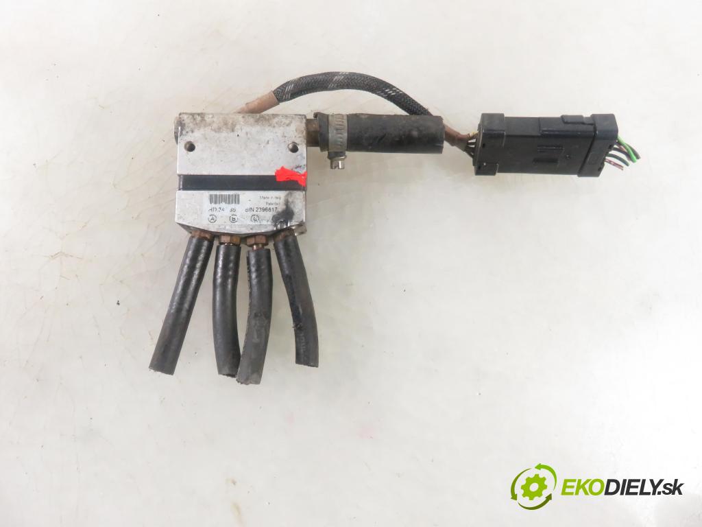 SEAT IBIZA III (6L1) HB 2005 55,00 1.4 16V - BKY 1390,00 Lišta vstrekovacia LPG 2396817