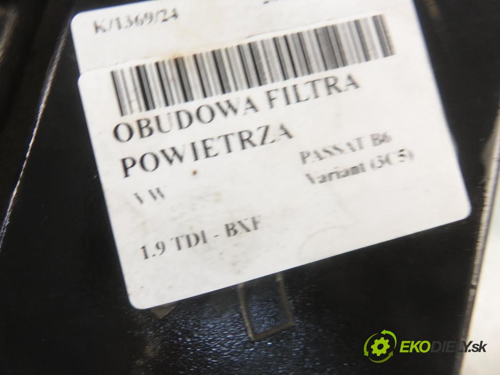 VW PASSAT B6 Variant (3C5) KOMBI 2006 77,00 1.9 TDI - BXE 1896,00 Obal filtra vzduchu 8C0129607AF ; 8C0129601AM (Obaly filtrov vzduchu)