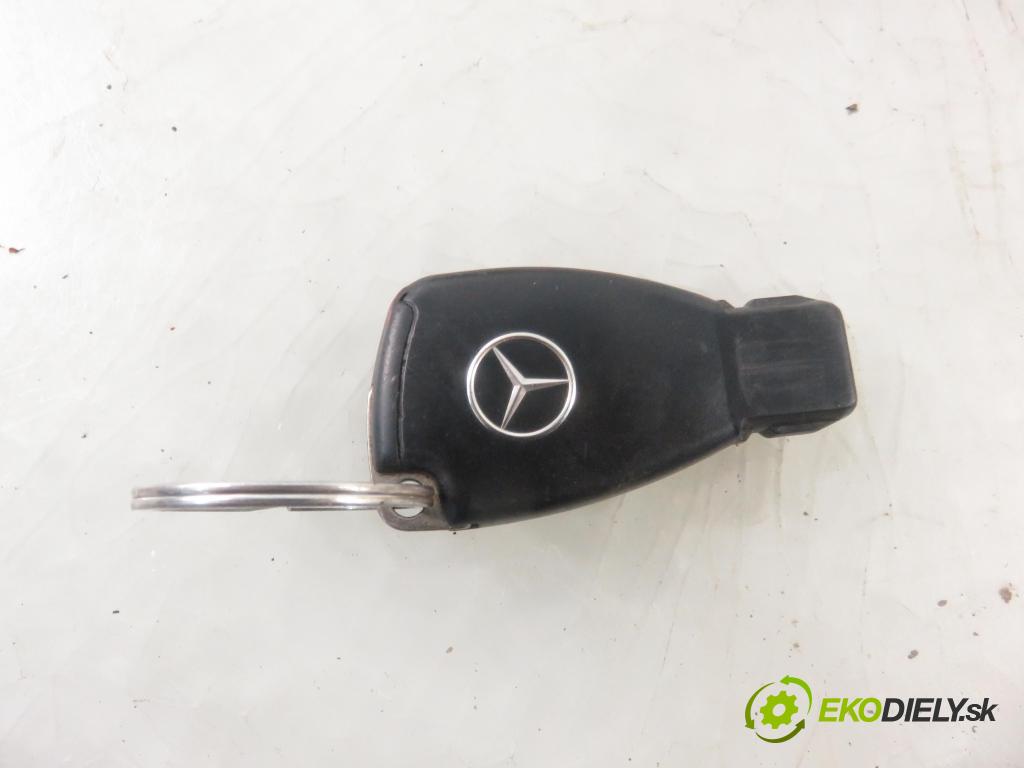 MERCEDES-BENZ KLASA A (W169) MINIVAN 2006 70,00 A 150 (169.031, 169.331) - M 266.920 1498,00 spinačka 1695451708 ; 04156907 (Spínacie skrinky a kľúče)
