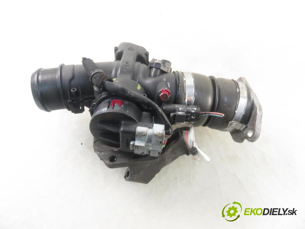 PEUGEOT 308 (4A_, 4C_) HB 2008 66,00 1.6 HDi 90 - 9HX (DV6ATED4) 1560,00 Škrtiaca klapka 9660030480 ; 25365285 (Škrtiace klapky)