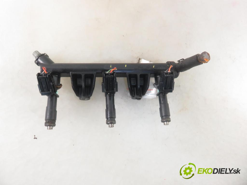 VW POLO (9N_) HB 2007 40,00 1.2 - BMD 1198,00 Lišta vstrekovacia 03D906031F ; 03D133329B ; 03D133319J (Vstrekovacie lišty)