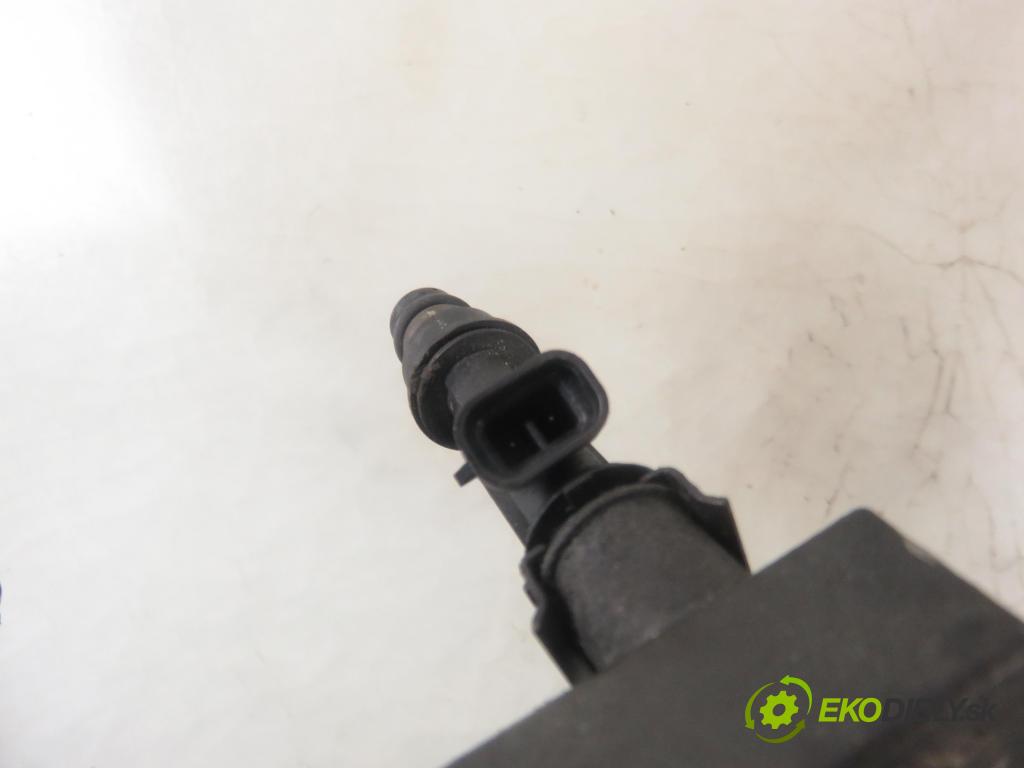 CHEVROLET AVEO / KALOS liftback (T200) HB 2005 69,00 1.4 16V 94 E-TEC II - F14D3 1399,00 Lišta vstrekovacia 96386780 ; 25334150 (Vstrekovacie lišty)