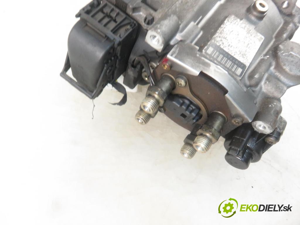 OPEL VECTRA C (Z02) SEDAN 2003 74,00 2.0 DTI 16V 101 - Y 20 DTH 1995,00 Pumpa vstrekovacia 0281010717 ; 0470504204 ; 22451346 (Vstrekovacie čerpadlá)