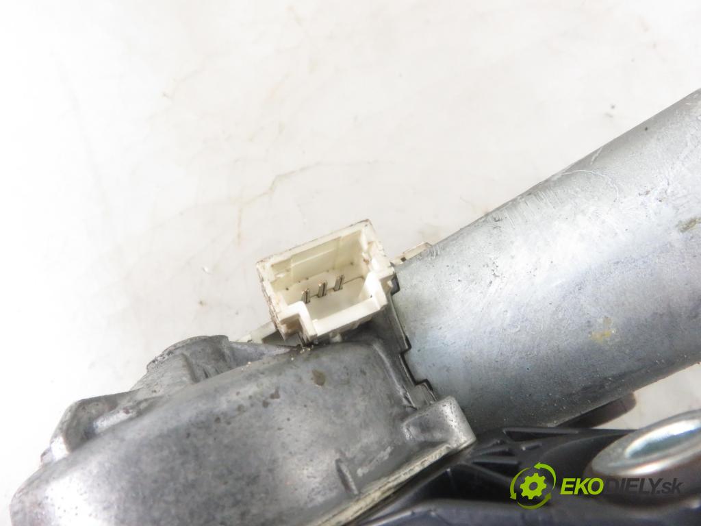 RENAULT TRAFIC II Autobus (JL) BUS 2004 74,00 1.9 dCI 100 (JL0C) - F9Q 760 1870,00 motorek stěrače ZADNÍ: 