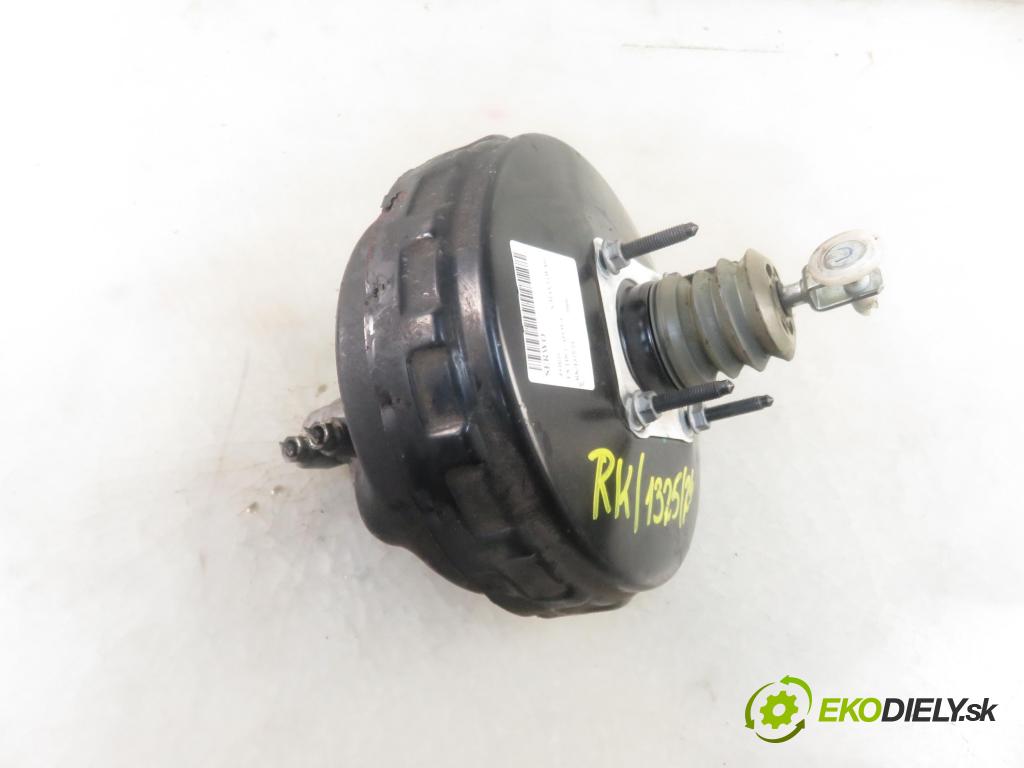 FORD S-MAX (WA6) MINIVAN 2006 92,00 1.8 TDCi 125 - QYWA 1753,00 Posilovač 6G912B195PC (Servočerpadlá, pumpy riadenia)