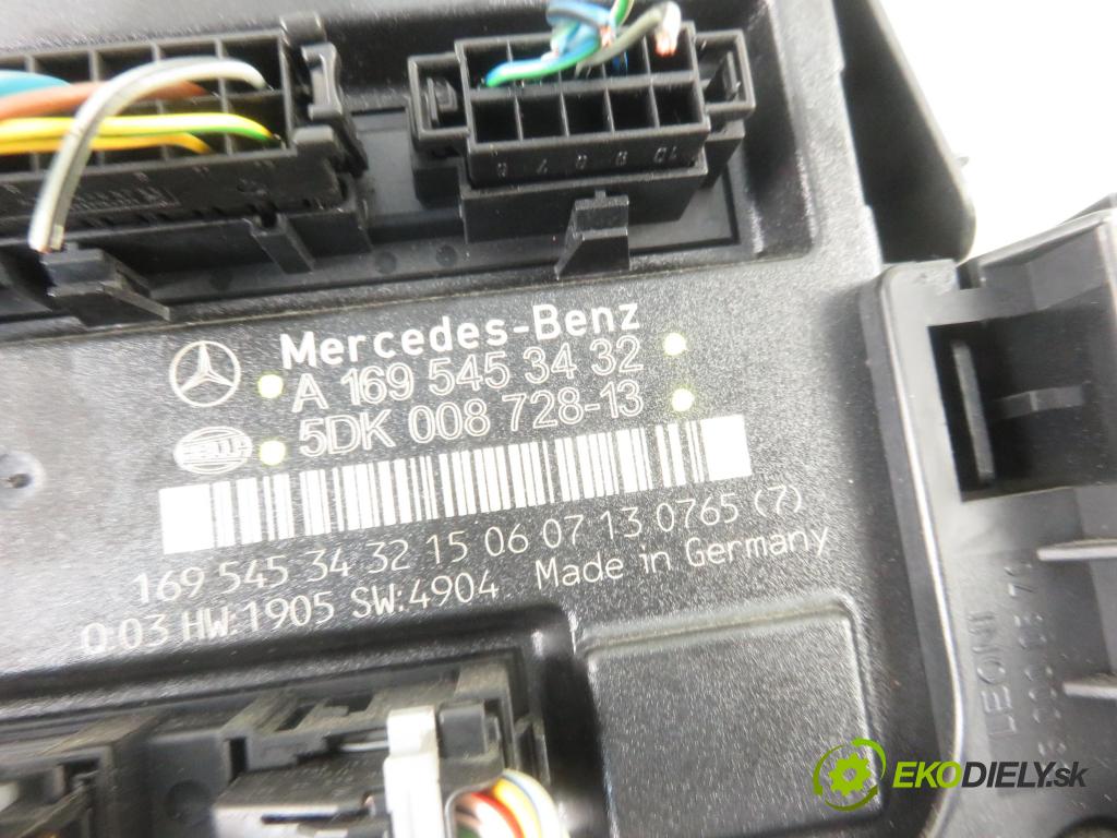 MERCEDES-BENZ KLASA A (W169) MINIVAN 2006 70,00 A 150 (169.031, 169.331) - M 266.920 1498,00 MODUL komfortu A1695453432 ; 5DK00872813