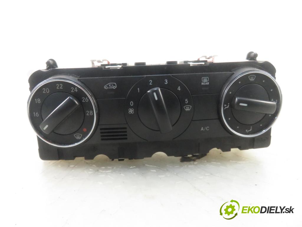 MERCEDES-BENZ KLASA A (W169) MINIVAN 2006 70,00 A 150 (169.031, 169.331) - M 266.920 1498,00 Panel topení KLIMATIZACE: A1698301585