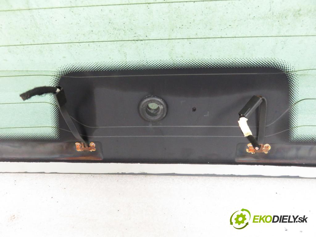 PEUGEOT 207 SW (WK_) KOMBI 2008 54,00 1.4 8V 73 - KFV (TU3A) 1360,00 Okno zadné kapota 