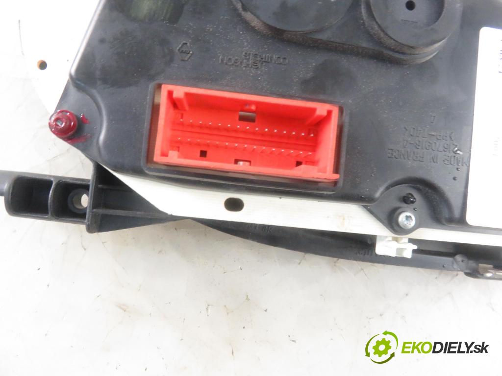 RENAULT TRAFIC II Autobus (JL) BUS 2004 74,00 1.9 dCI 100 (JL0C) - F9Q 760 1870,00 Prístrojovka elektrický 8200390128 ; P8200390128