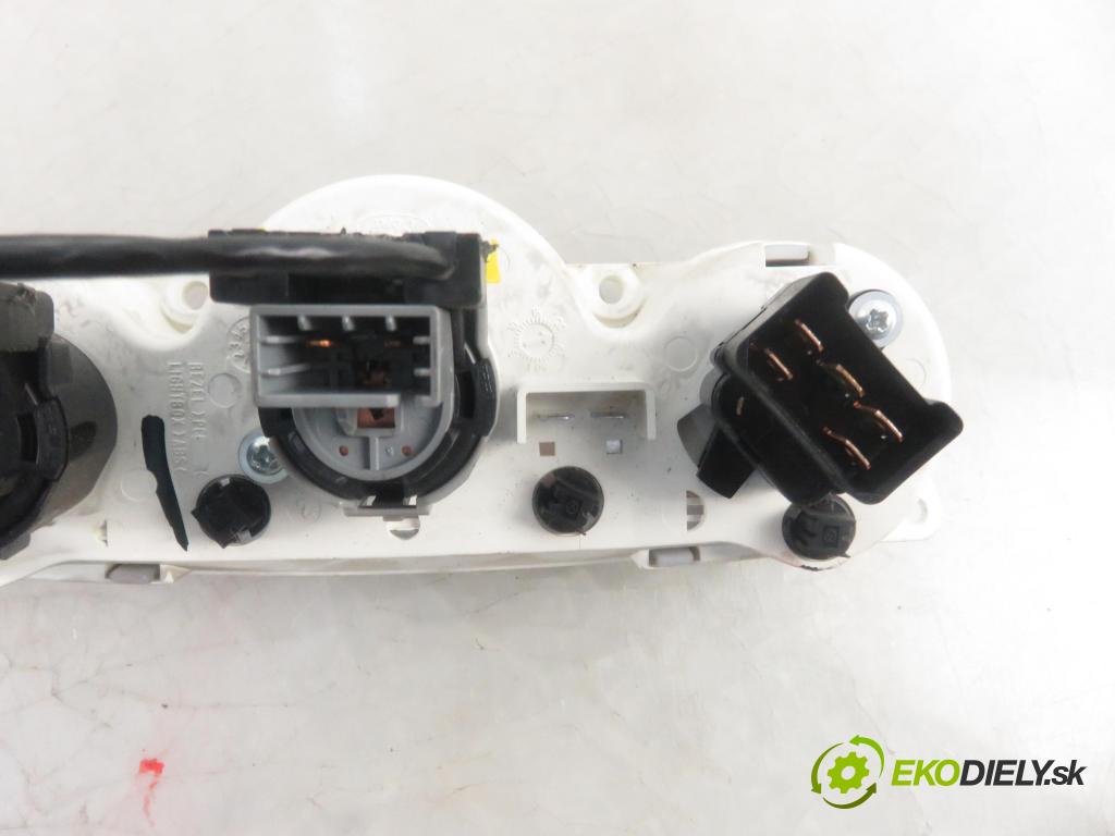 FORD FOCUS Turnier (DNW) KOMBI 2000 66,00 1.8 Turbo DI / TDDi - C9DC 1753,00 Panel topení KLIMATIZACE: 98AB18C419 ; 1S4H18C419BA