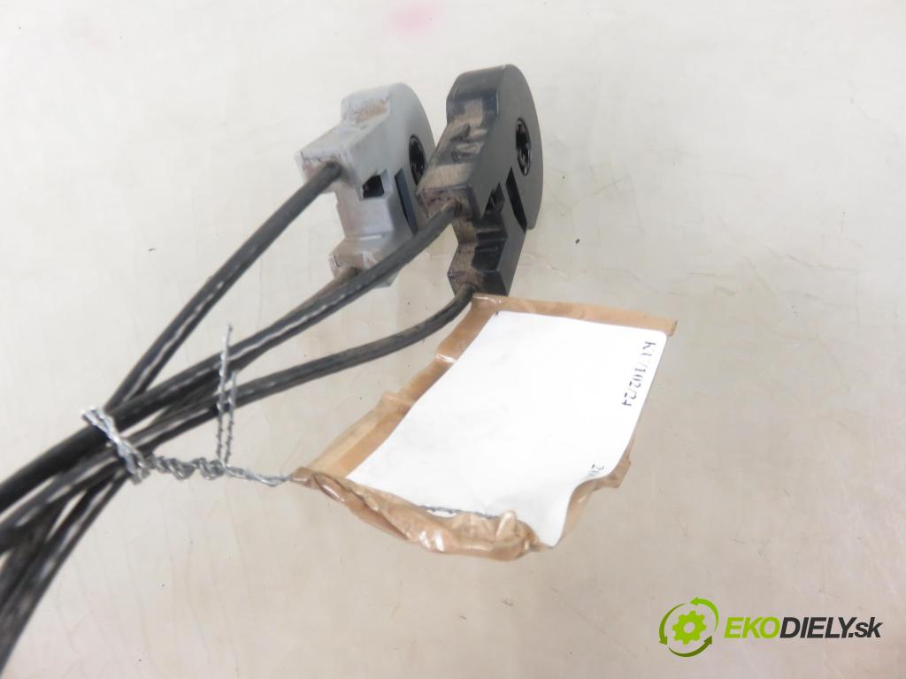 FORD FOCUS Turnier (DNW) KOMBI 2000 66,00 1.8 Turbo DI / TDDi - C9DC 1753,00 Panel topení KLIMATIZACE: 98AB18C419 ; 1S4H18C419BA