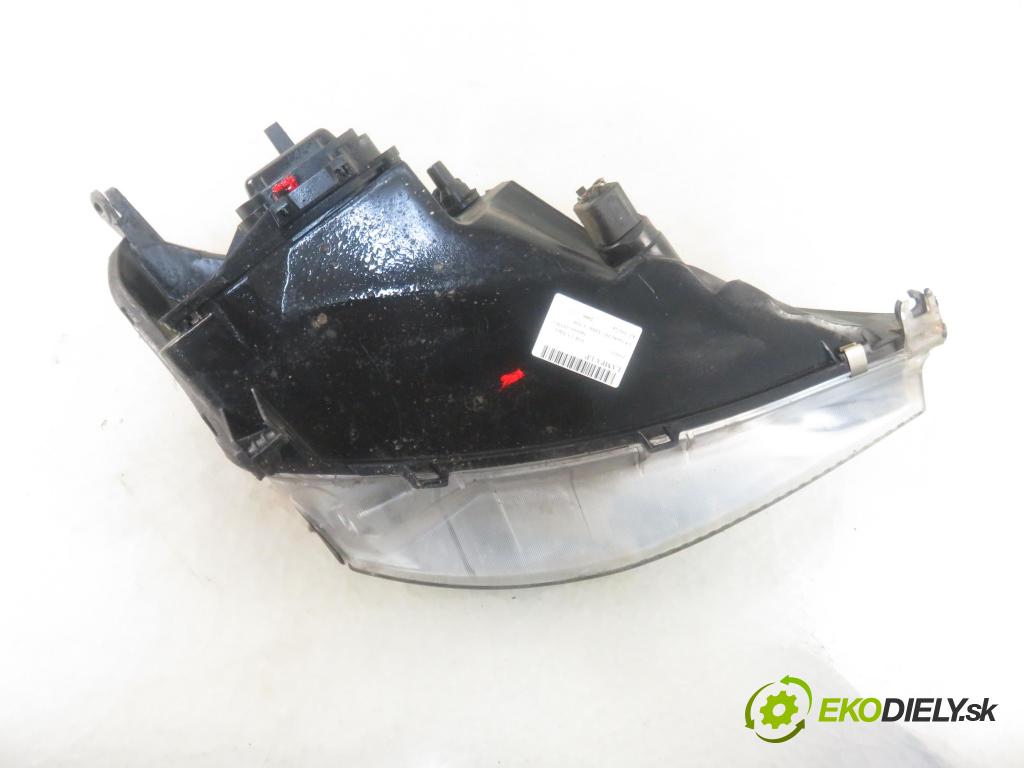 FORD FOCUS Turnier (DNW) KOMBI 2000 66,00 1.8 Turbo DI / TDDi - C9DC 1753,00 Svetlo LP