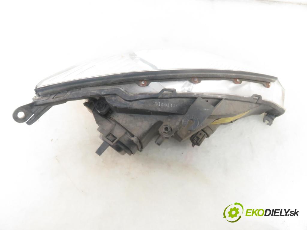 FORD FOCUS Turnier (DNW) KOMBI 2000 66,00 1.8 Turbo DI / TDDi - C9DC 1753,00 Svetlo LP