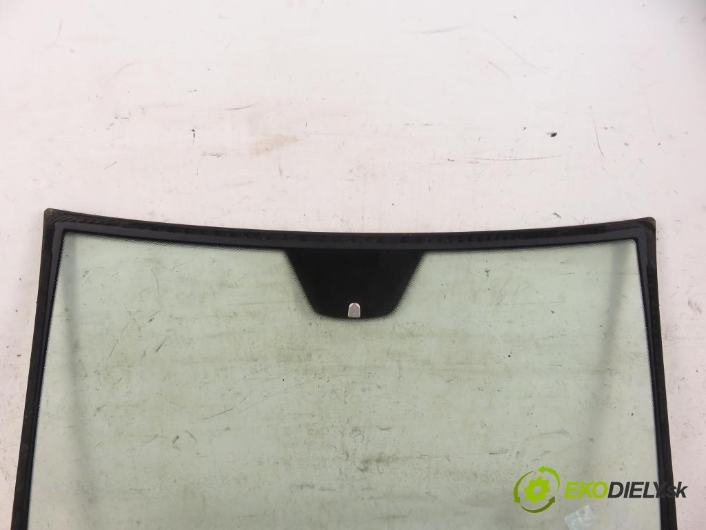 MERCEDES-BENZ KLASA A (W169) MINIVAN 2006 70,00 A 150 (169.031, 169.331) - M 266.920 1498,00 okno PŘEDNÍ