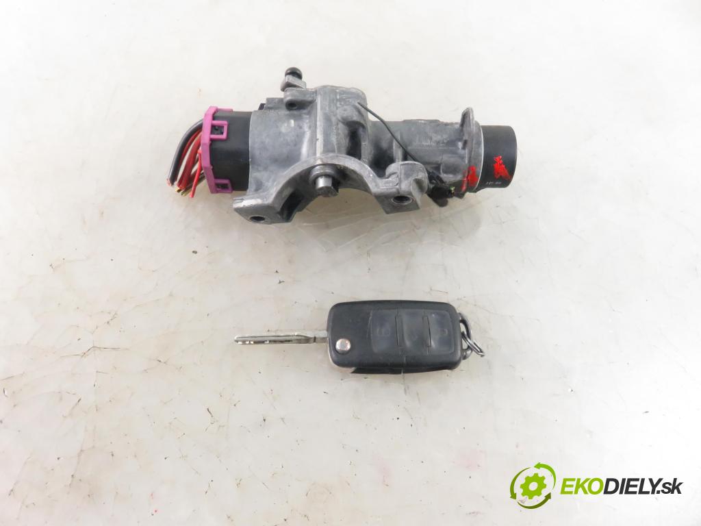 VW PASSAT B5.5 Variant (3B6) KOMBI 2002 96,00 1.9 TDI 4motion - AVF 1896,00 spinačka 4B0905851C (Spínacie skrinky a kľúče)