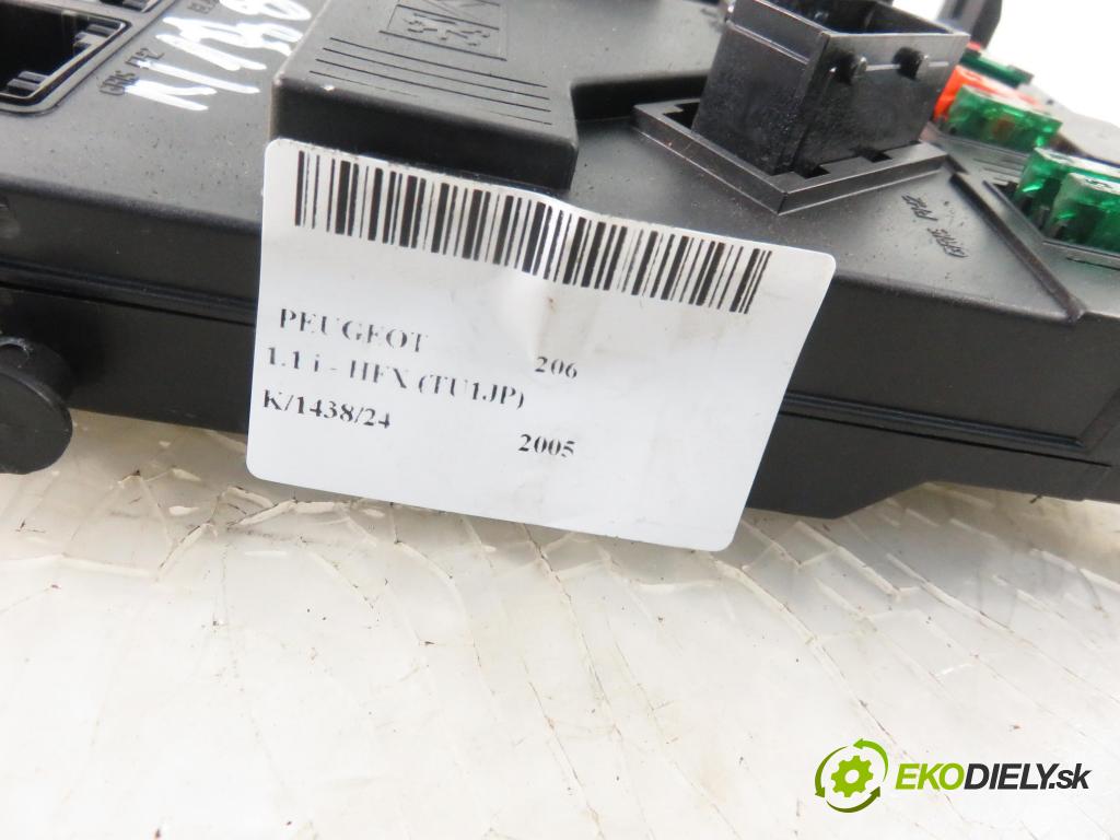 PEUGEOT 206 liftback (2A/C) HB 2005 440,00 1.1 i - HFX (TU1JP) 1124,00 MODUL BSI S118085220E ; 9653667680