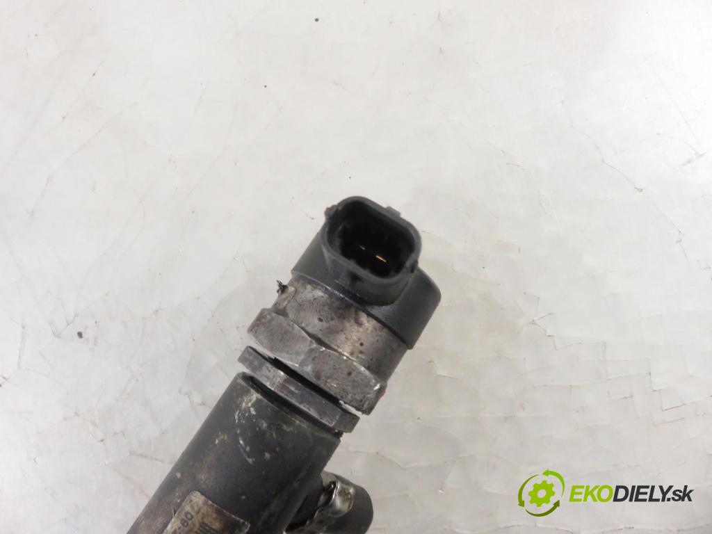 FIAT DOBLO Cargo (223_) FURGON 2005 55,00 1.3 D Multijet - 199 A2.000 1248,00 Lišta vstrekovacia 0445214086 ; 0281002507 (Vstrekovacie lišty)