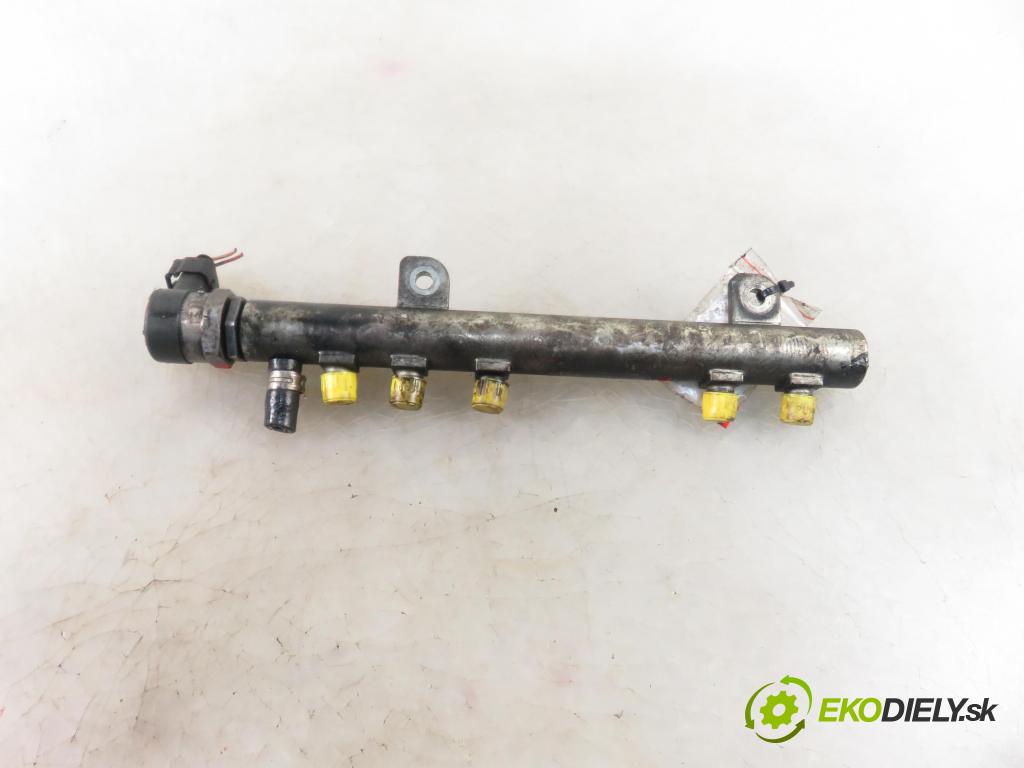 FIAT DOBLO Cargo (223_) FURGON 2005 55,00 1.3 D Multijet - 199 A2.000 1248,00 Lišta vstrekovacia 0445214086 ; 0281002507 (Vstrekovacie lišty)