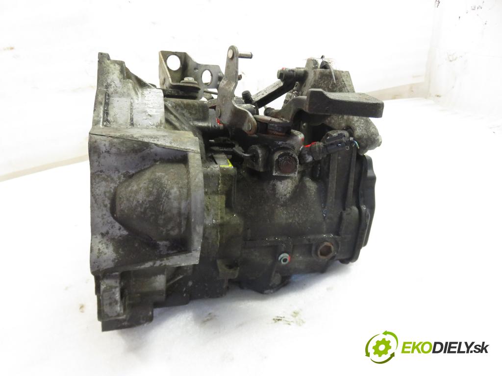 AUDI A3 (8P1) HB 2003 77,00 1.9 TDI PD 105 - BKC 1896,00 Prevodovka MANUALNA FNE