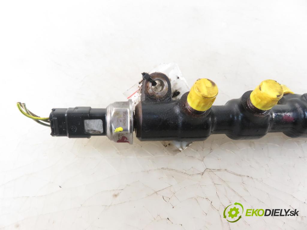 FORD MONDEO III sedan (B4Y) SEDAN 2004 96,00 2.0 TDCi - N7BA 1998,00 Lišta vstrekovacia 2S7Q9D280AB ; 55PP0301 (Vstrekovacie lišty)