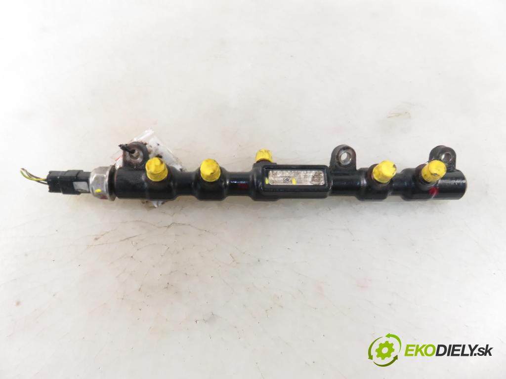 FORD MONDEO III sedan (B4Y) SEDAN 2004 96,00 2.0 TDCi - N7BA 1998,00 Lišta vstrekovacia 2S7Q9D280AB ; 55PP0301 (Vstrekovacie lišty)