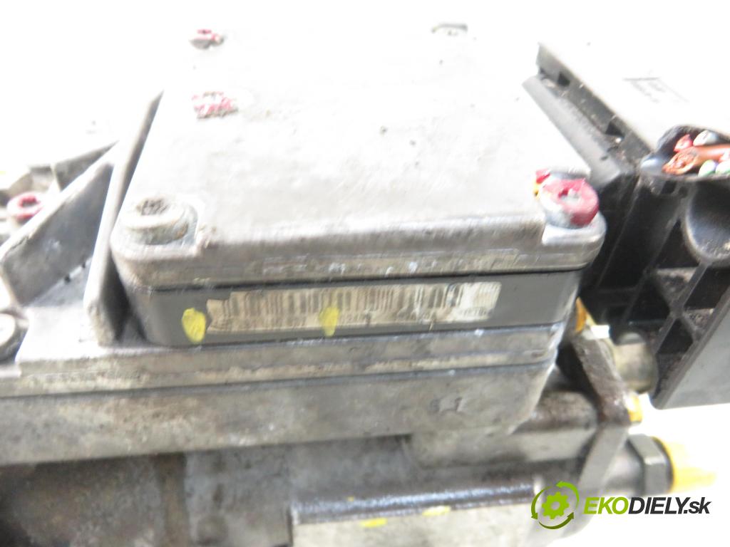 VW PASSAT B5.5 (3B3) SEDAN 2004 120,00 2.5 TDI - BDG 2496,00 Pumpa vstrekovacia 059130106K ; 0470506038 ; 0281010887 (Vstrekovacie čerpadlá)