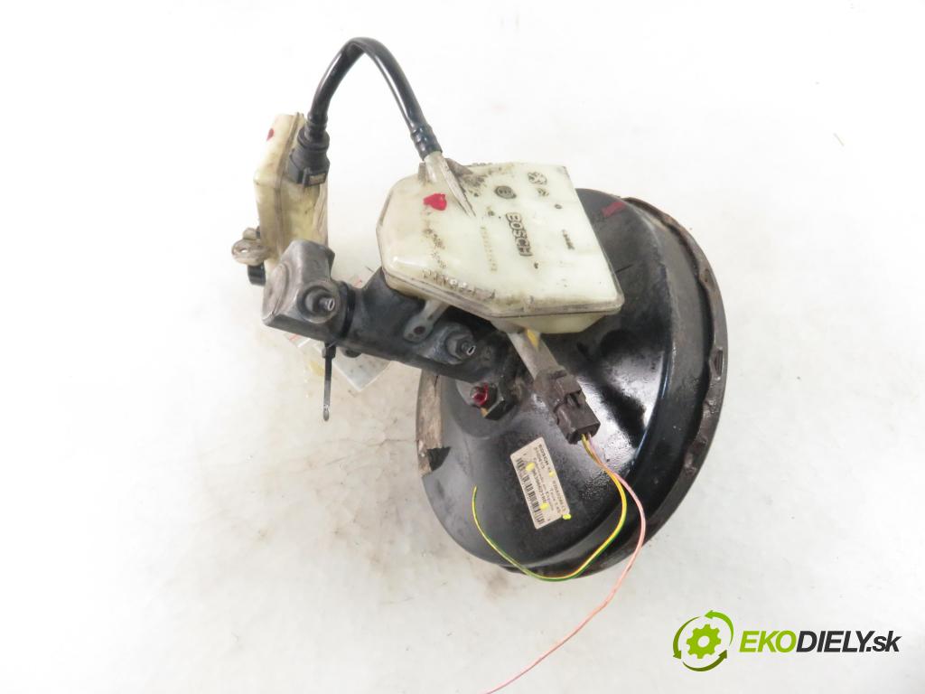 PEUGEOT 307 Break (3E) KOMBI 2007 66,00 1.6 HDI 90 - 9HX (DV6ATED4) 1560,00 Posilovač 9639662180 ; 0204024613 (Servočerpadlá, pumpy riadenia)