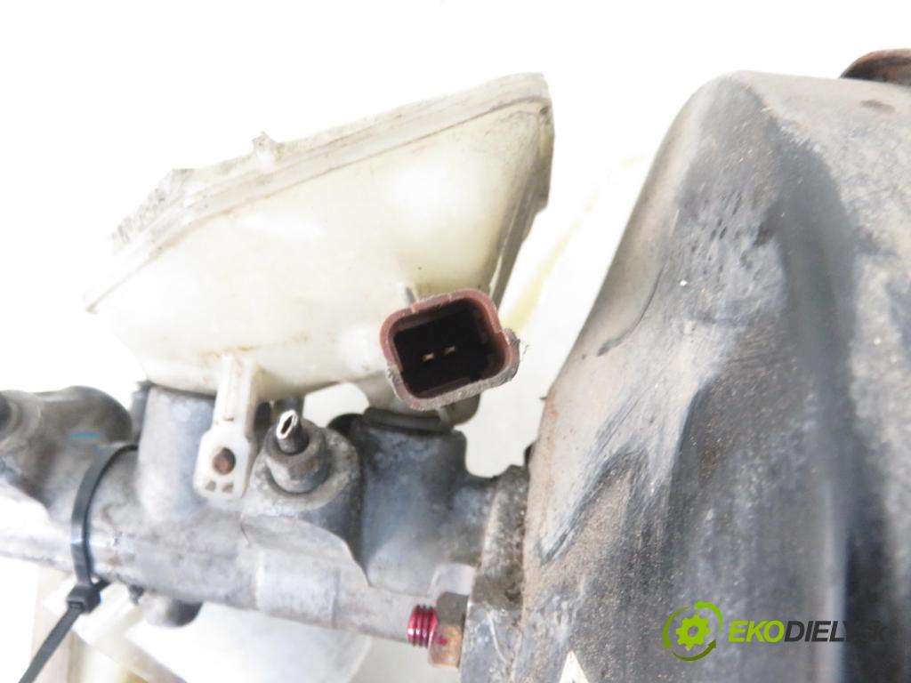 PEUGEOT 307 Break (3E) KOMBI 2007 66,00 1.6 HDI 90 - 9HX (DV6ATED4) 1560,00 Posilovač 9639662180 ; 0204024613 (Servočerpadlá, pumpy riadenia)