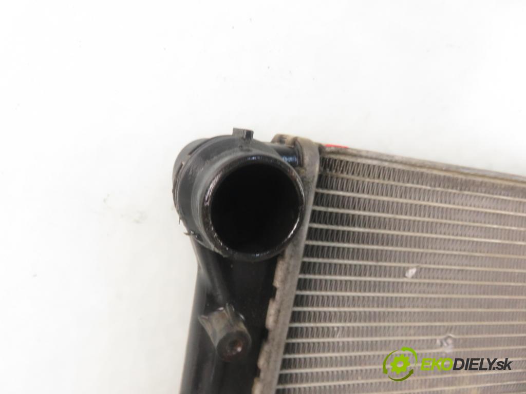 VW PASSAT B6 Variant (3C5) KOMBI 2006 77,00 1.9 TDI - BXE 1896,00 chladič vody 1K0121253H