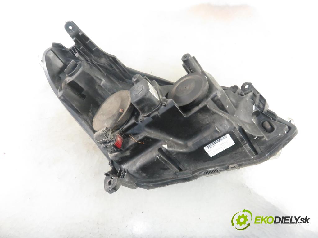 OPEL ASTRA H GTC (L08) HB 2007 0,00 1.3 CDTI - Z 13 DTH 1248,00 Svetlo LP 93178635LH