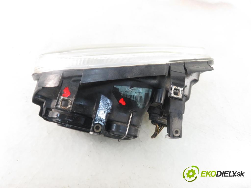 VW GOLF IV (1J1) HB 1998 66,00 1.9 TDI - AGR 1896,00 Svetlo LP