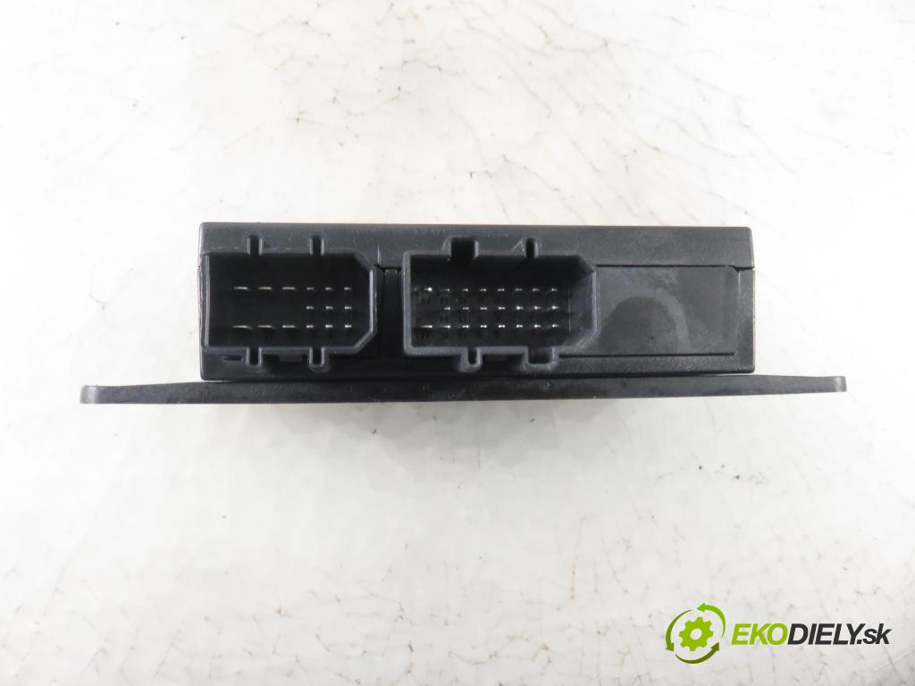 VW PASSAT B5.5 Variant (3B6) KOMBI 2002 110,00 1.8 T 20V - AWT 1781,00 MODUL komfortu 1C0959799B