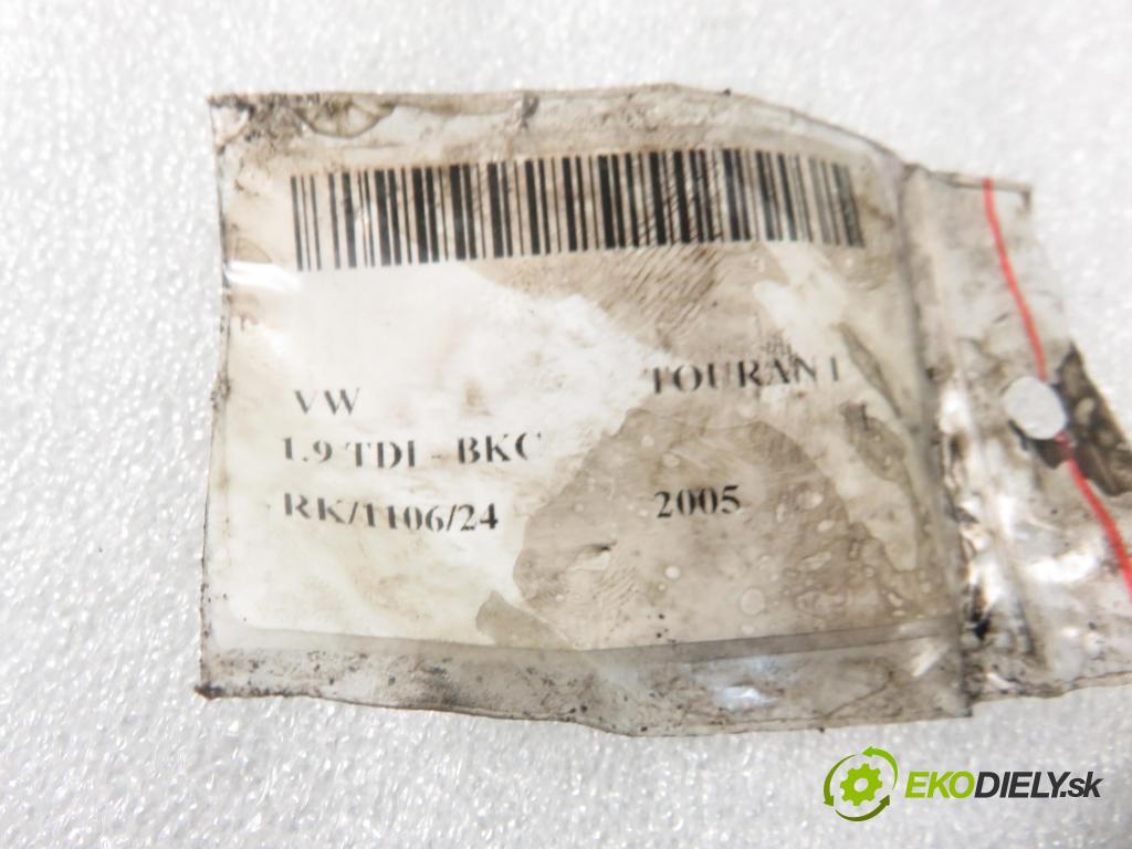 VW TOURAN (1T1, 1T2) MINIVAN 2005 77,00 1.9 TDI - BKC 1896,00 Vstrekovač 038130073AG ; 0414720215 (Vstrekovače)