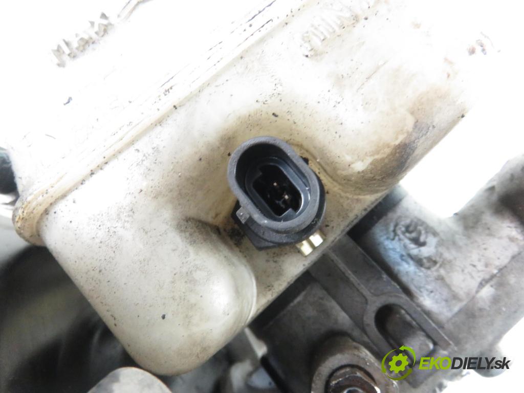 OPEL ZAFIRA A Nadwozie Wielkopojemne (MPV) (T98)  MINIVAN 2002 92,00 1.8 16V 125 - Z 18 XE 1796,00 Posilovač 90498034MC (Servočerpadlá, pumpy riadenia)