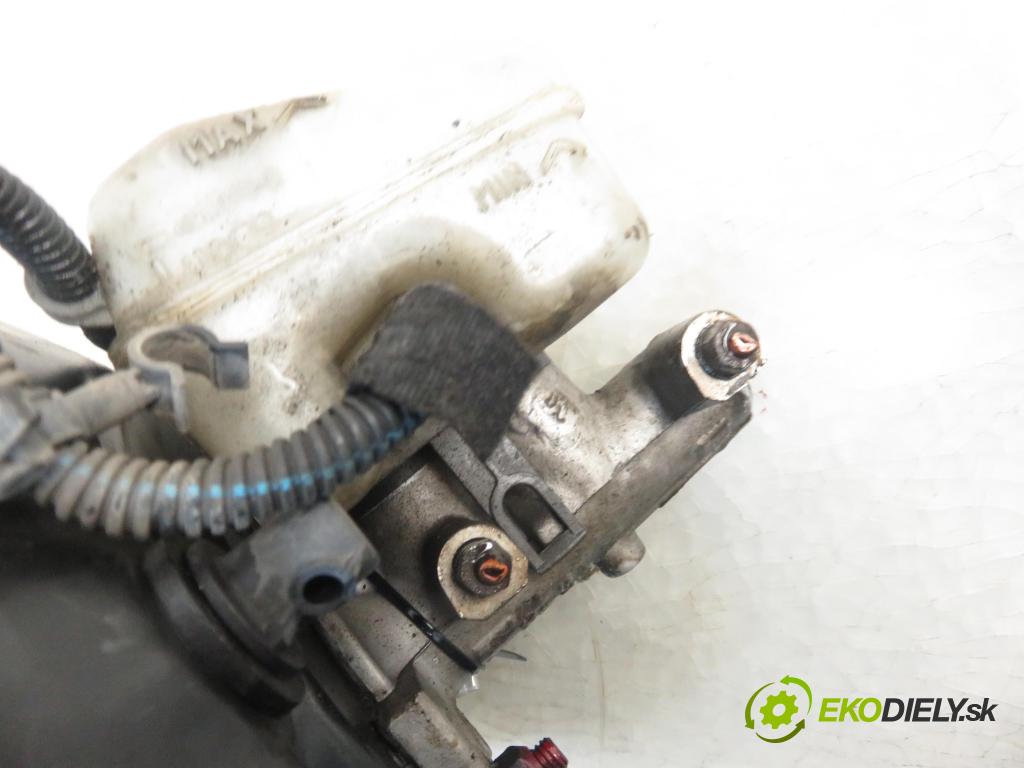 OPEL ZAFIRA A Nadwozie Wielkopojemne (MPV) (T98)  MINIVAN 2002 92,00 1.8 16V 125 - Z 18 XE 1796,00 Posilovač 90498034MC (Servočerpadlá, pumpy riadenia)