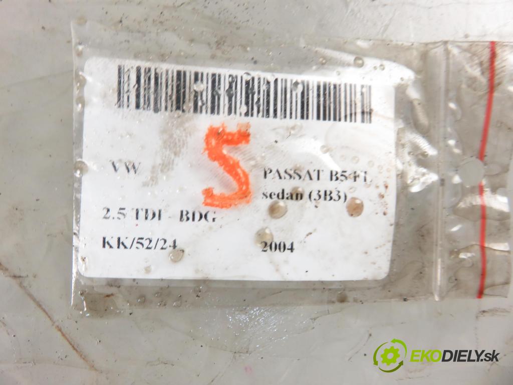 VW PASSAT B5.5 (3B3) SEDAN 2004 120,00 2.5 TDI - BDG 2496,00 vstrekovač 059130201G (Vstrekovače)