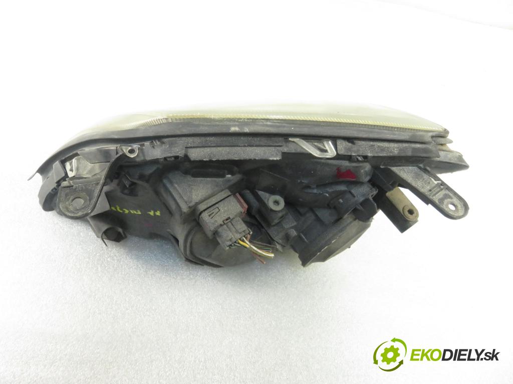 OPEL VECTRA C GTS (Z02) LIFTBACK 2004 108,00 2.2 16V - Z 22 SE 2198,00 Svetlo PP