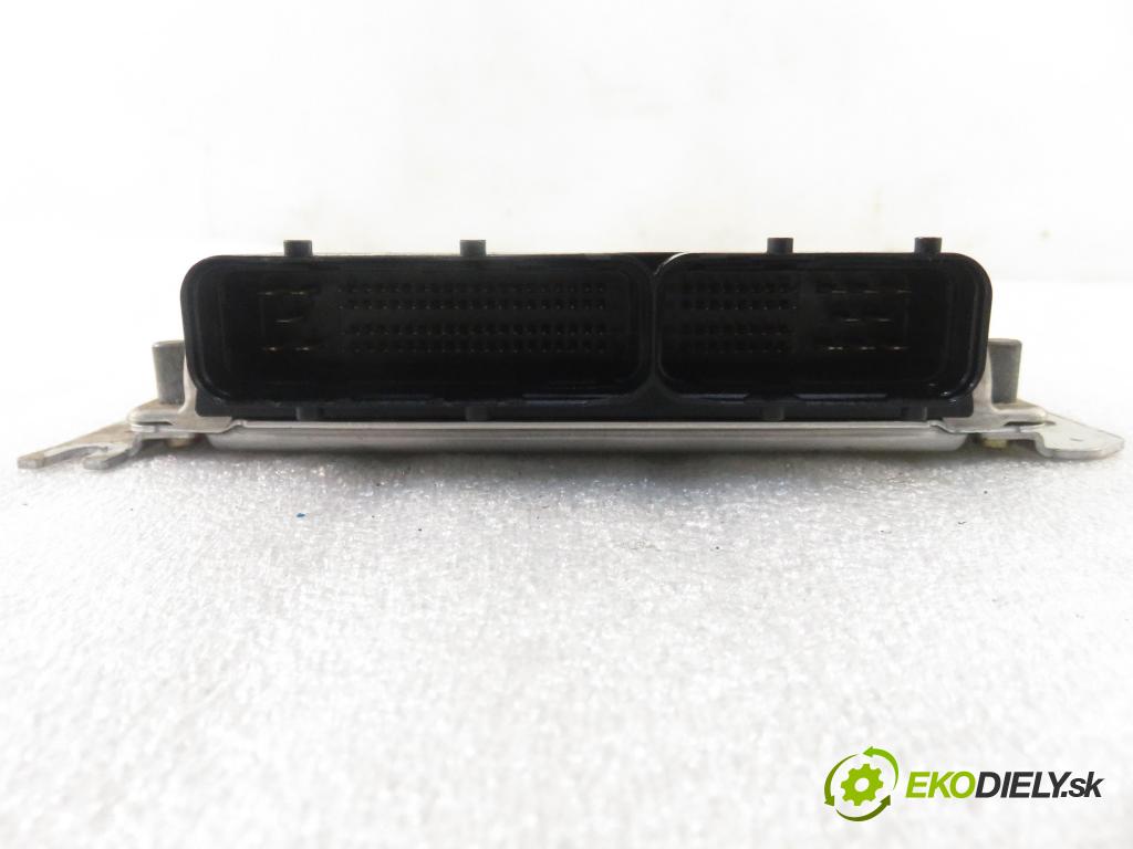 HYUNDAI SANTA FÉ I (SM) SUV 2001 83,00 2.0 CRDi 4x4 113 - D4EA 1991,00 řídící jednotka motora 0281010315 ; 3910127250