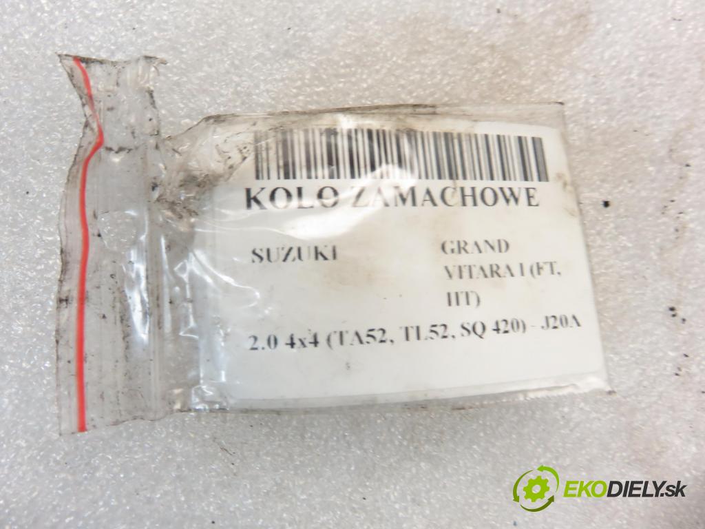 SUZUKI GRAND VITARA I (FT, HT) TERENOWY 2002 94,00 2.0 4x4 128 - J20A 1995,00 Koleso zotrvačníkové