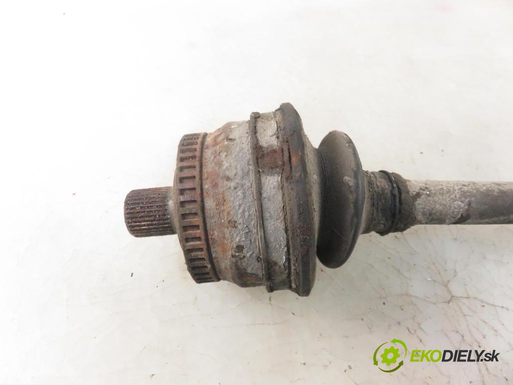 VW PASSAT B5.5 Variant (3B6) KOMBI 2002 96,00 1.9 TDI 4motion - AVF 1896,00 Poloos LT