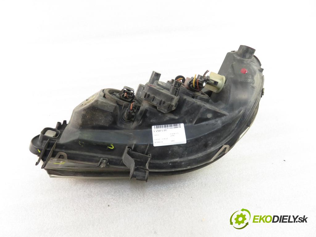 OPEL ZAFIRA A Nadwozie Wielkopojemne (MPV) (T98) MINIVAN 2002 92,00 1.8 16V 125 - Z 18 XE 1796,00 Svetlo PP 90582022