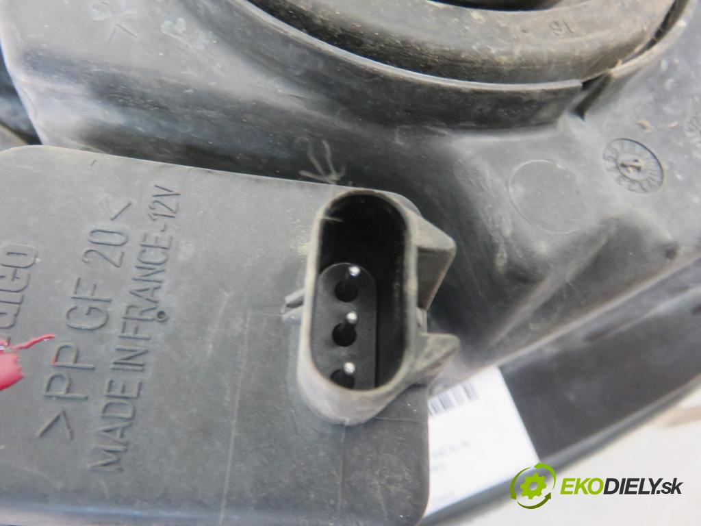 OPEL ZAFIRA A Nadwozie Wielkopojemne (MPV) (T98) MINIVAN 2002 92,00 1.8 16V 125 - Z 18 XE 1796,00 Svetlo PP 90582022