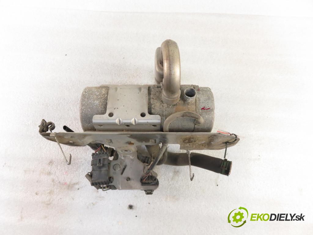 OPEL VIVARO A Autobus (X83) BUS 2005 99,00 2.5 DTI - G9U 730 2464,00 Webasto 25215402 ; D5WZ ; 232587AA (Webasto ohřívače)